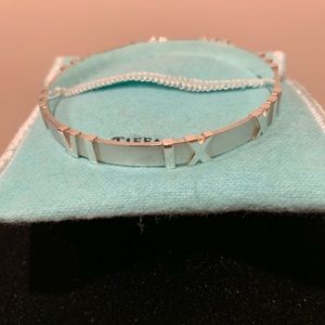 ‼️SOLD‼️Tiffany & Co. Atlas Bangle (Solid)